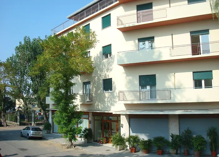 Szálloda Sorriso 2*